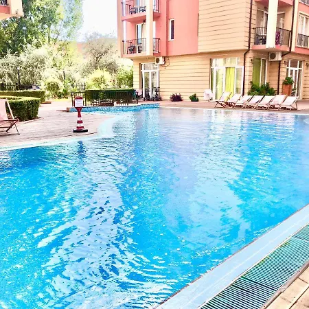 Sunny View - Menada Slăntjev Brjag