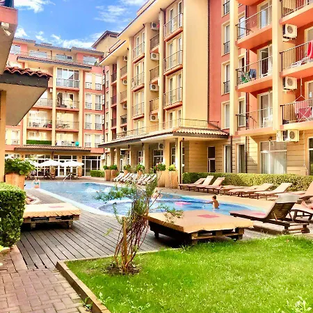 Апартаменты Sunny View - Menada