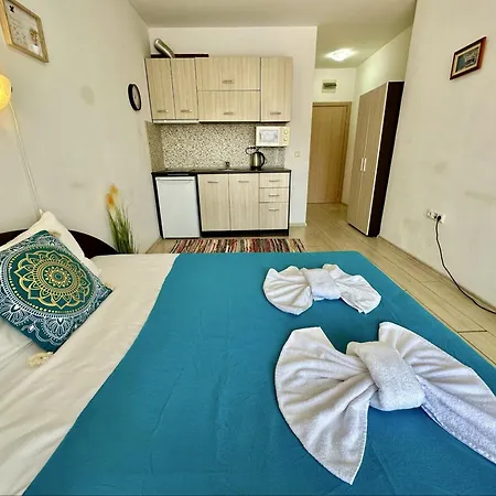 Sunny View - Menada Slăntjev Brjag