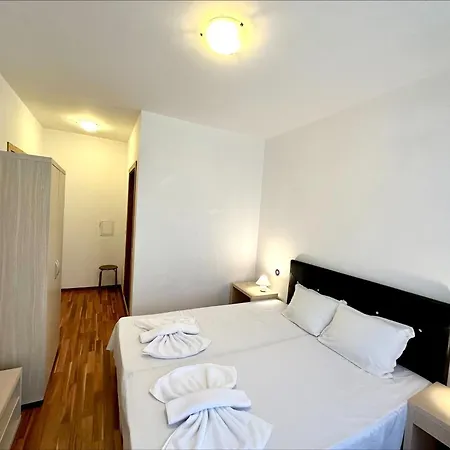 Apartament Sunny View - Menada