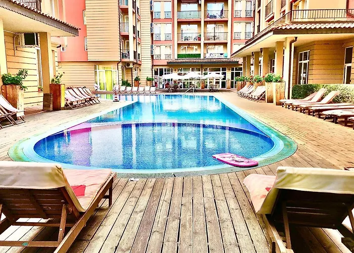 Sunny View - Menada Apartment *