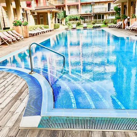 Sunny View - Menada *