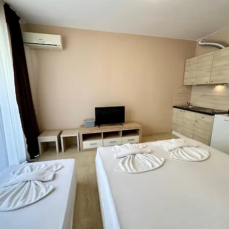 Sunny View - Menada *