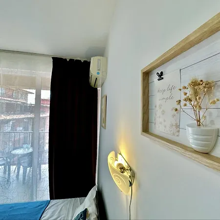 Sunny View - Menada Napospart