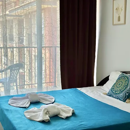 Sunny View - Menada Apartman *